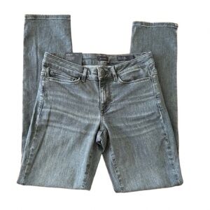 NWT j.jill Woman’s Denim Mid Rise Straight Leg Stretch Jeans, Sz 4